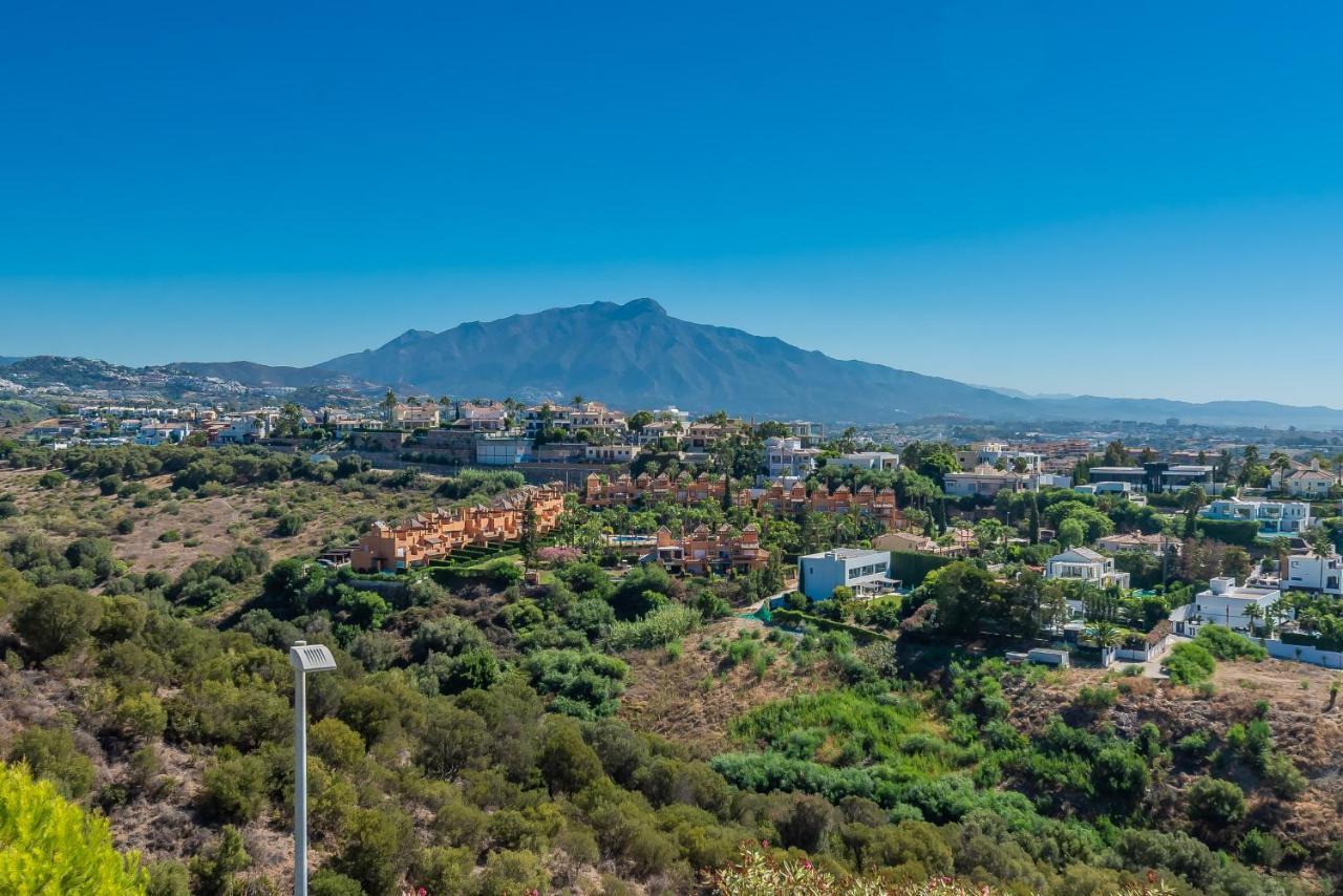 Vacation Marbella I Villa Paraiso The View, Infinity Heated Pool, Sea View, 24-7 Security, Golf Courses Estepona Bagian luar foto