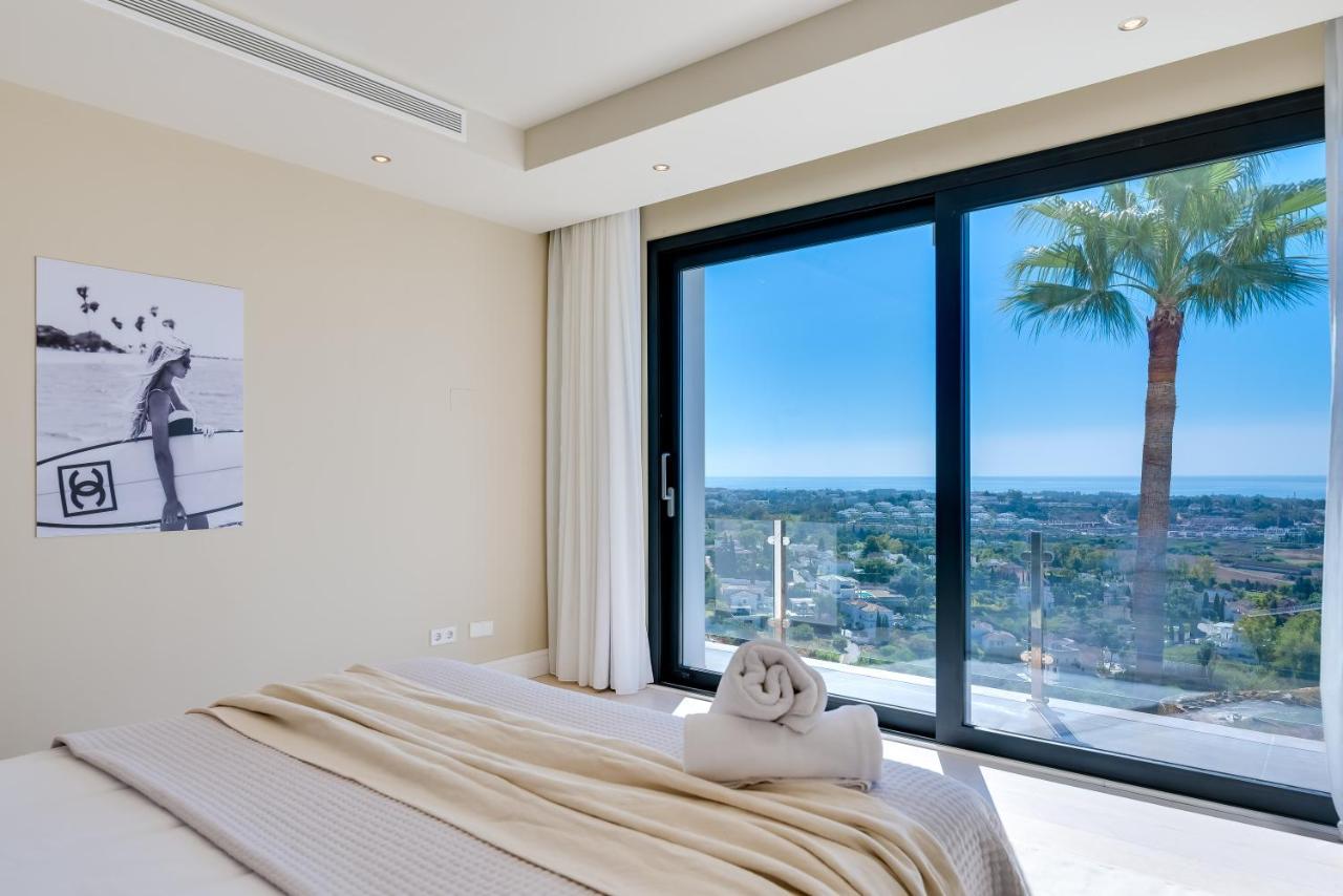 Vacation Marbella I Villa Paraiso The View, Infinity Heated Pool, Sea View, 24-7 Security, Golf Courses Estepona Bagian luar foto
